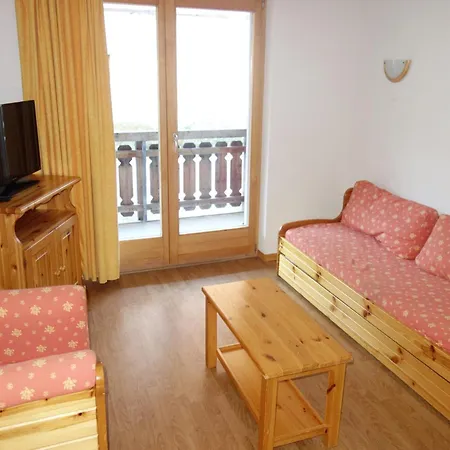 Welcoming With Balcony